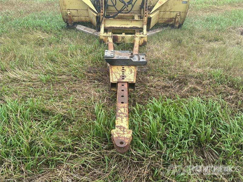 Degelman 9STD 108 in Dozer Blade Cuchillas