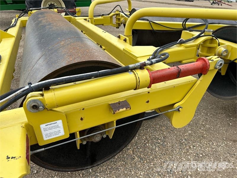 Degelman LR7645 مداحل