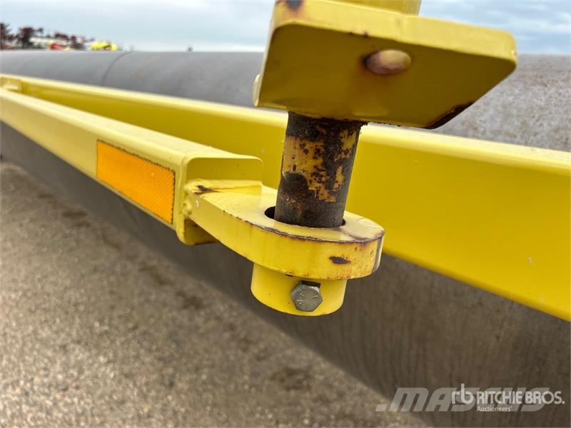 Degelman LR7645 مداحل