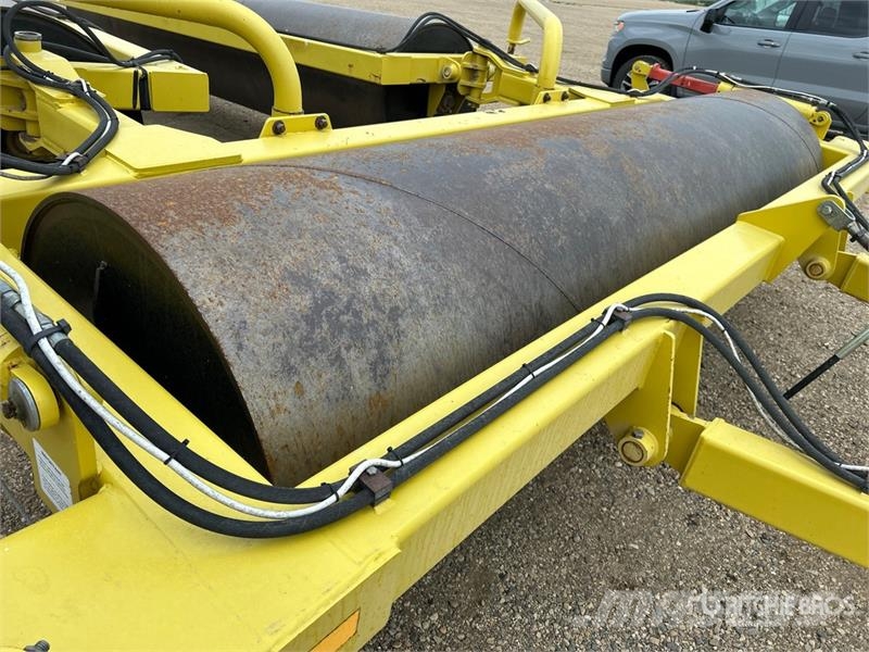 Degelman LR7645 مداحل