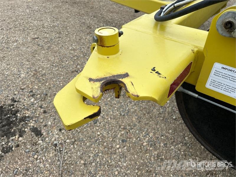 Degelman LR7645 مداحل