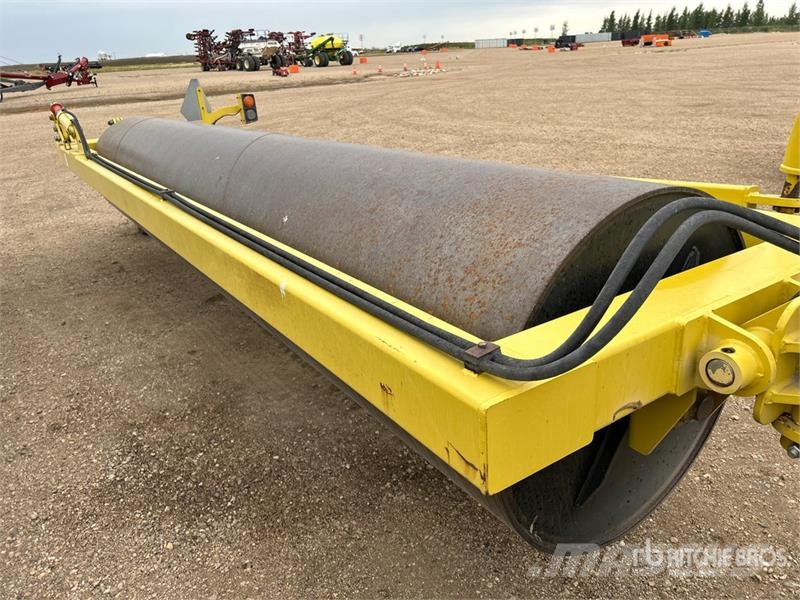 Degelman LR7645 مداحل