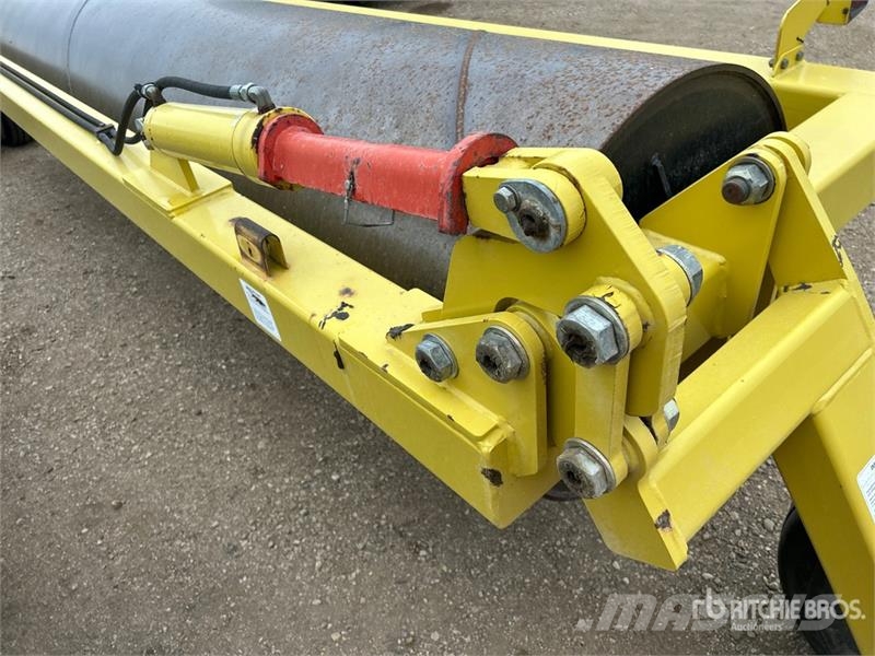 Degelman LR7645 مداحل
