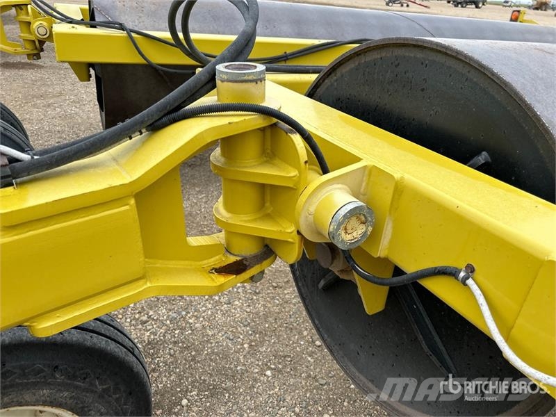Degelman LR7645 مداحل