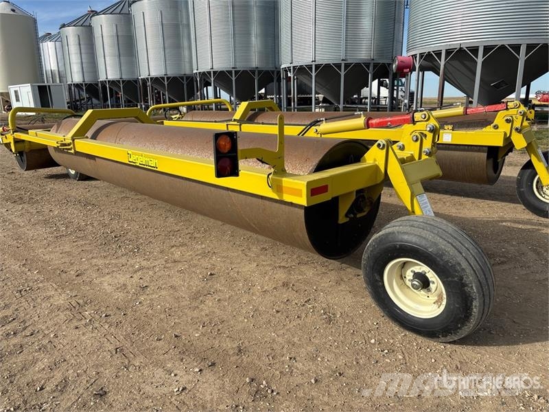 Degelman LR7651 Volai