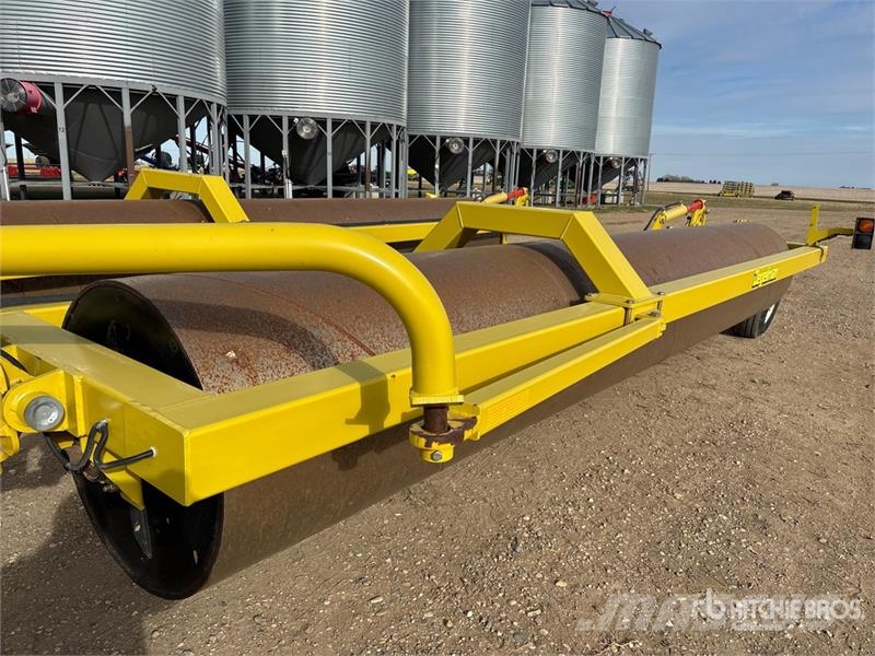 Degelman LR7651 Volai