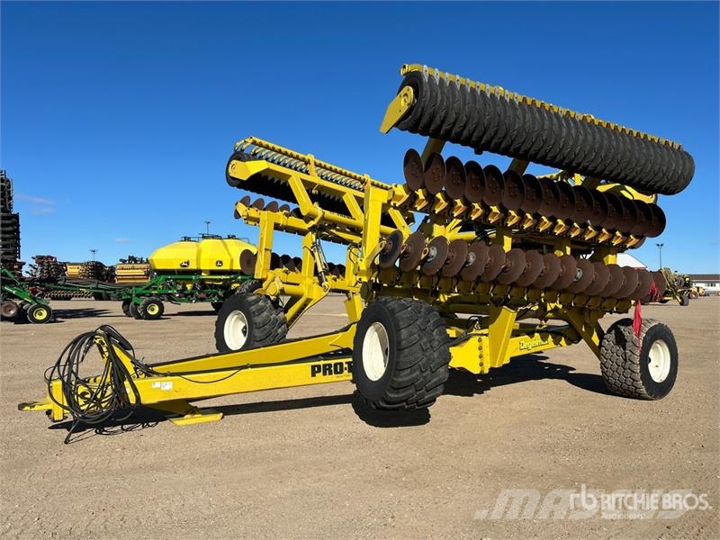 Degelman Pro-Till 40 40 ft Vertical Disc زحافات ساحقة