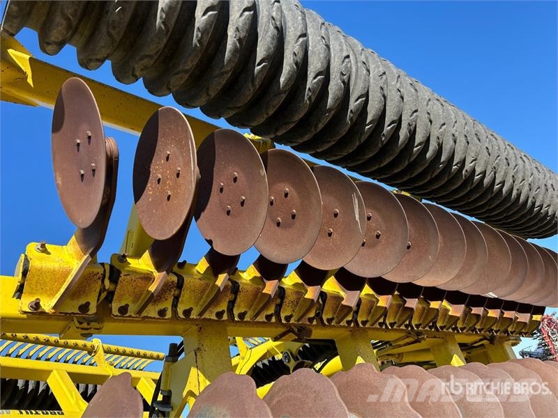 Degelman Pro-Till 40 40 ft Vertical Disc زحافات ساحقة