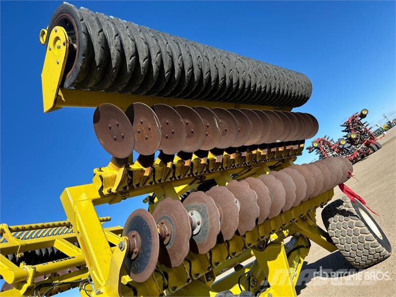 Degelman Pro-Till 40 40 ft Vertical Disc زحافات ساحقة