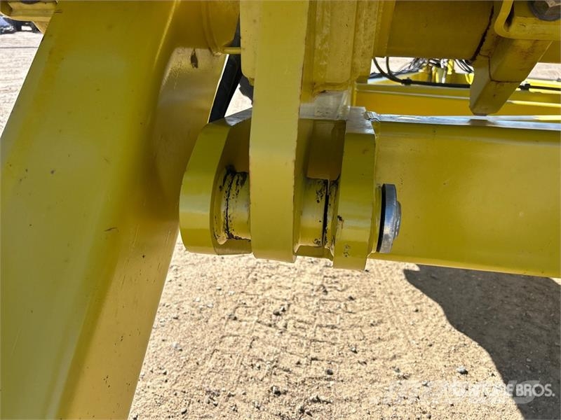 Degelman Pro-Till 40 40 ft Vertical Disc زحافات ساحقة