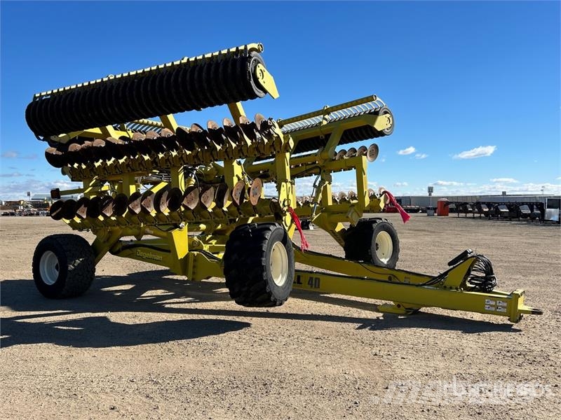Degelman Pro-Till 40 40 ft Vertical Disc Tanjurače