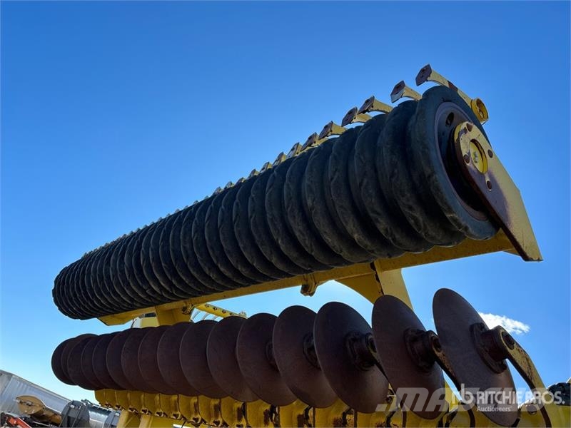 Degelman Pro-Till 40 40 ft Vertical Disc زحافات ساحقة