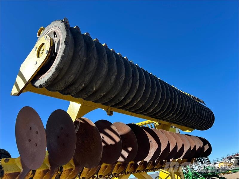 Degelman Pro-Till 40 40 ft Vertical Disc زحافات ساحقة