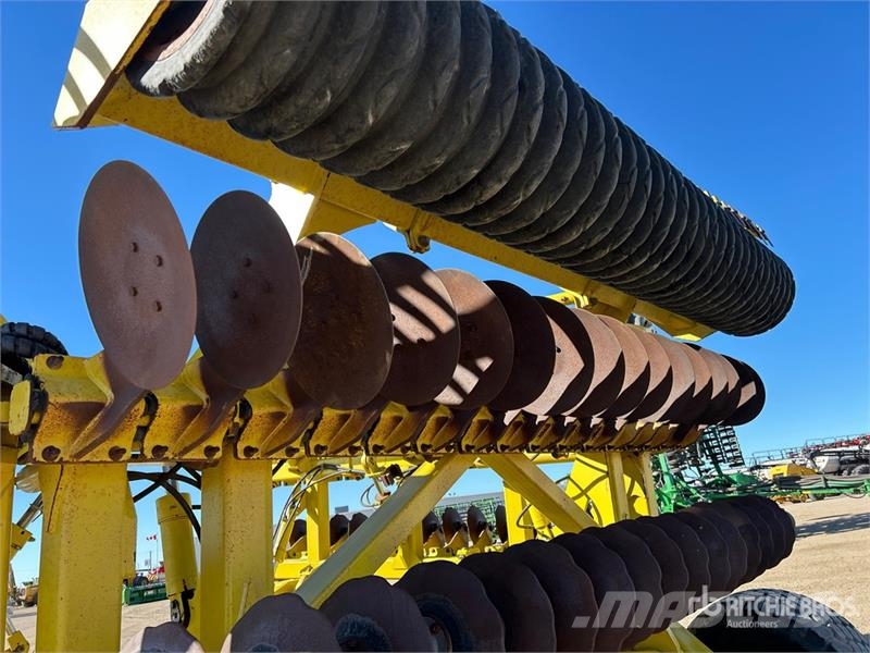 Degelman Pro-Till 40 40 ft Vertical Disc زحافات ساحقة