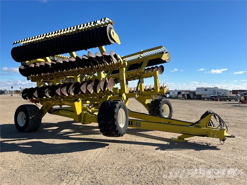 Degelman Pro-Till 40 40 ft Vertical Disc زحافات ساحقة