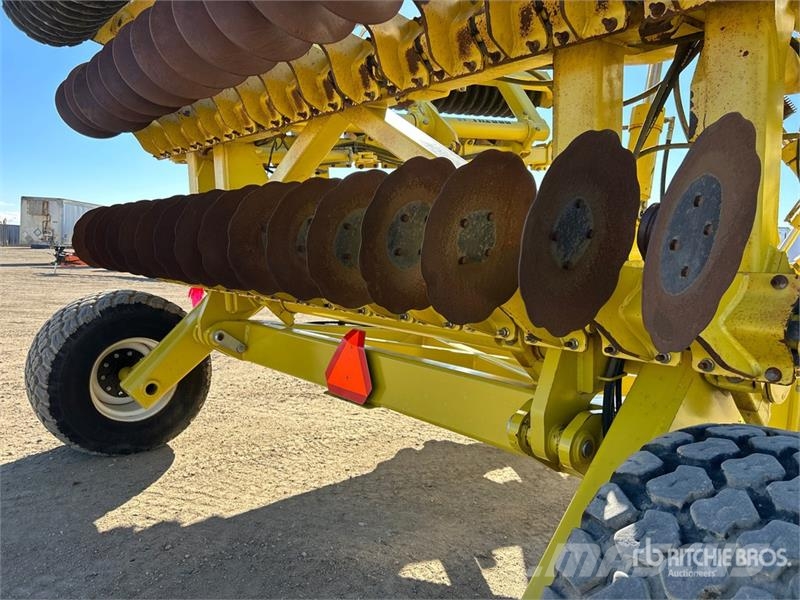 Degelman Pro-Till 40 40 ft Vertical Disc زحافات ساحقة