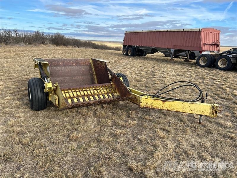 Degelman R570P Fork Type Rock Picker أَدَاةٌ لِجمع الحجارة