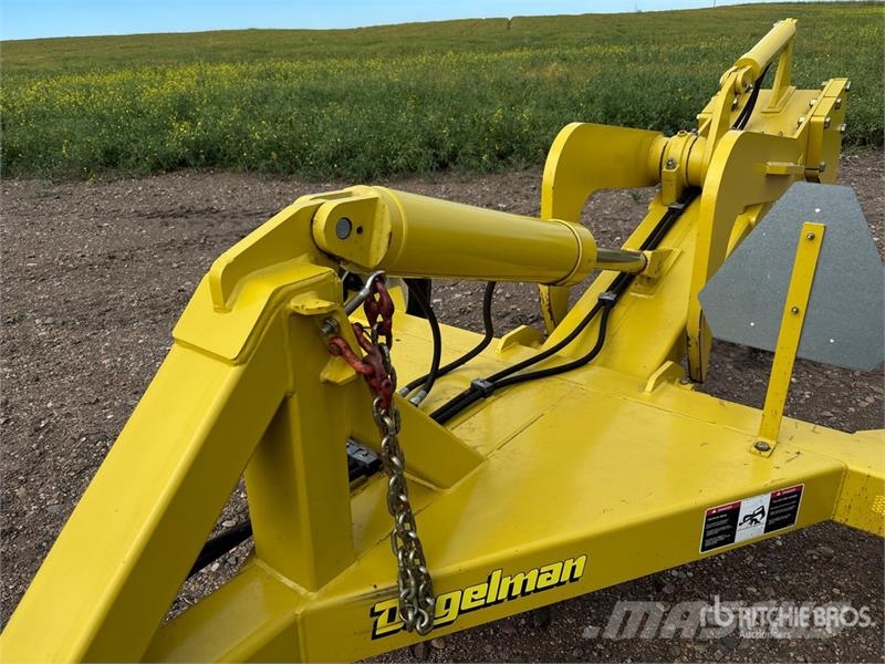 Degelman RD320 29 in Rock Digger 其他農業機械