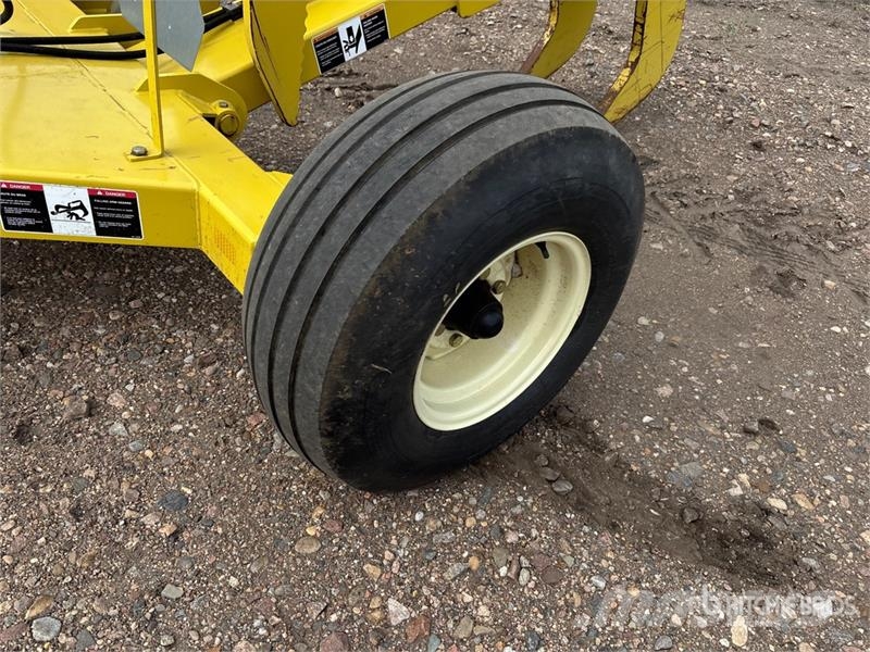Degelman RD320 29 in Rock Digger 其他農業機械