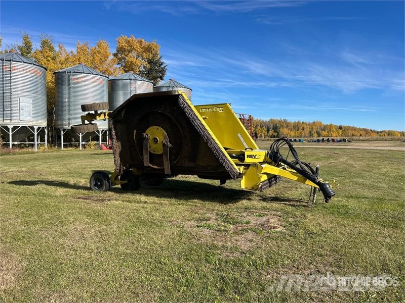 Degelman REV1500 15 ft Flex Wing Rotary Cutter Loofklapper