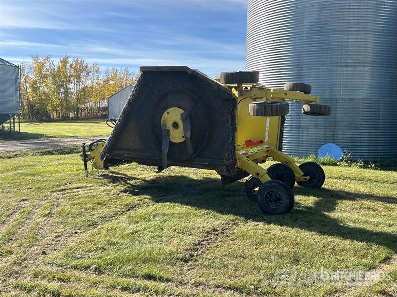 Degelman REV1500 15 ft Flex Wing Rotary Cutter Loofklapper