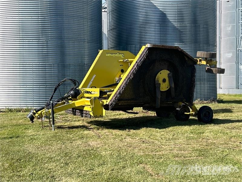 Degelman REV1500 15 ft Flex Wing Rotary Cutter Loofklapper