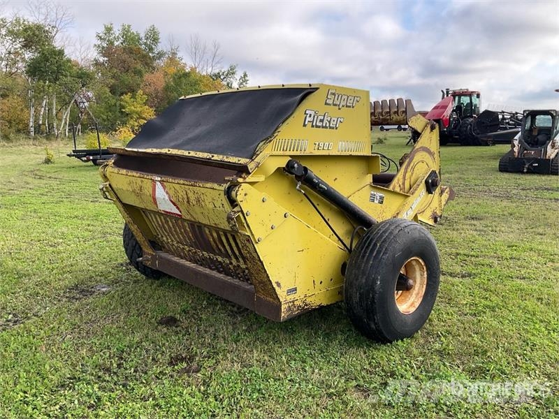 Degelman RP7800 64 in Paddle Rock Picker Steinsammler