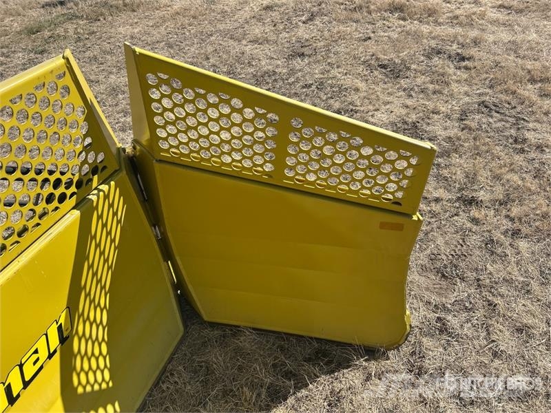 Degelman SBL-15 180 in Skid Steer Snow Blade Sniježne daske i plugovi