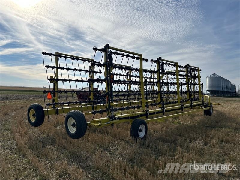 Degelman SM 7000 70 ft Heavy Harrow Grades