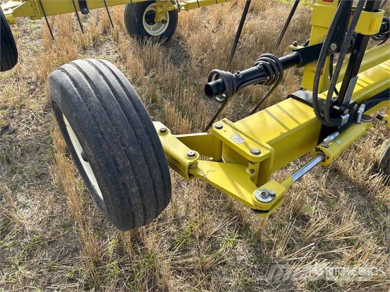 Degelman SM 7000 70 ft Heavy Harrow Grades