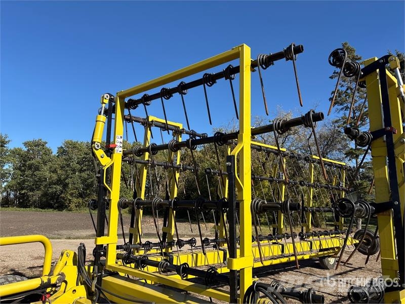 Degelman SM 7000 70 ft Heavy Harrow Äkked