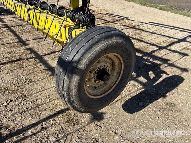 Degelman SM 7000 70 ft Heavy Harrow Äkked