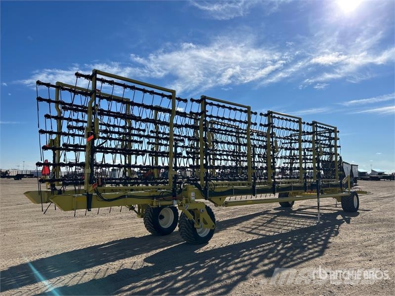 Degelman SM+90-7 90 ft Mid Harrow Gradas