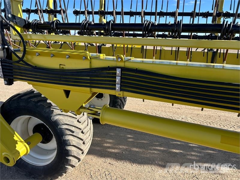 Degelman SM+90-7 90 ft Mid Harrow Gradas