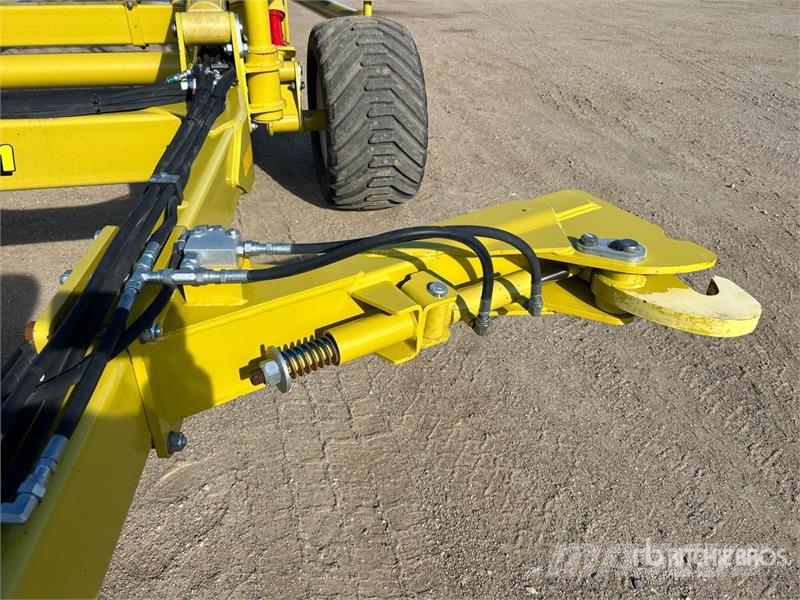 Degelman SM+90-7 90 ft Mid Harrow Gradas