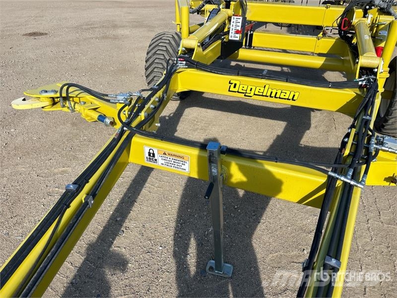 Degelman SM+90-7 90 ft Mid Harrow Gradas