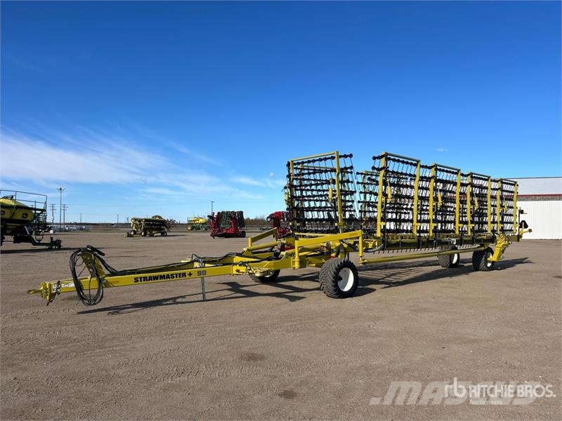 Degelman SM+90-7 90 ft Mid Harrow Gradas
