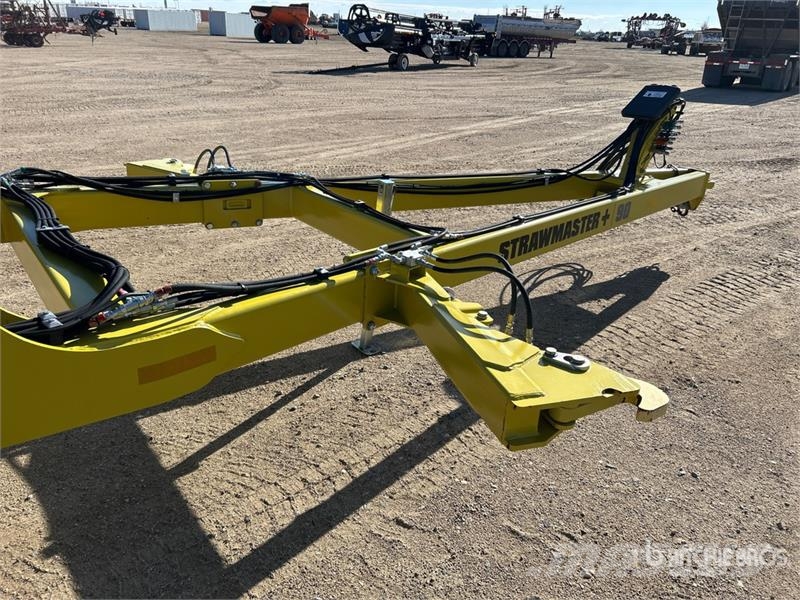 Degelman StrawMaster+ 90-7 90 ft Mid Harrow Ecēšas