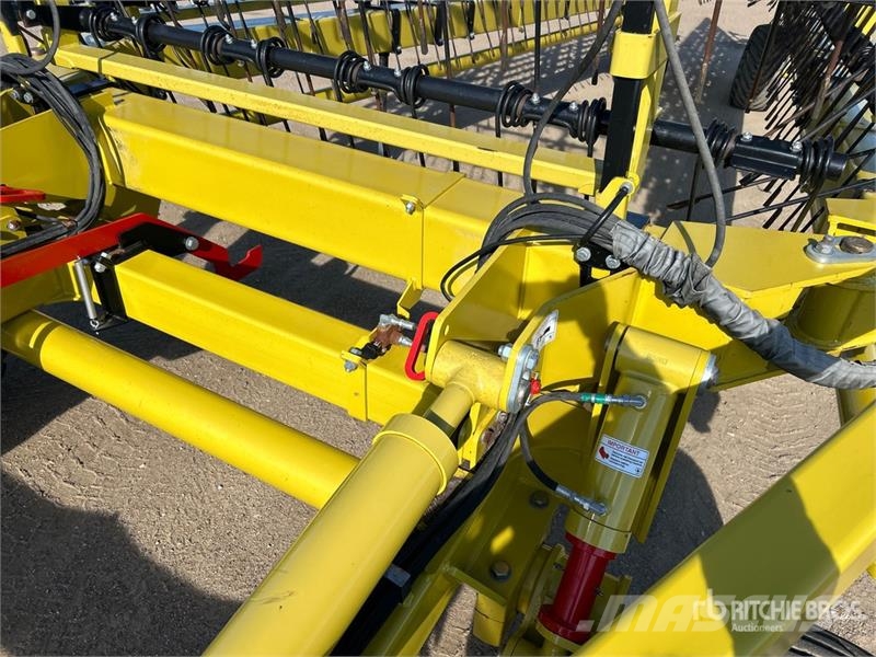 Degelman StrawMaster+ 90-7 90 ft Mid Harrow Ecēšas