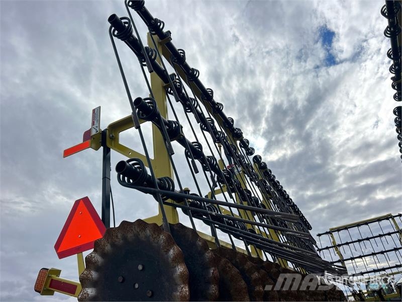 Degelman Strawmaster SMX70 70 ft Heavy Disc-on-Demand Harro 하로우