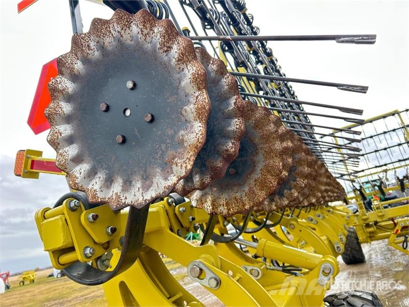 Degelman Strawmaster SMX70 70 ft Heavy Disc-on-Demand Harro 하로우