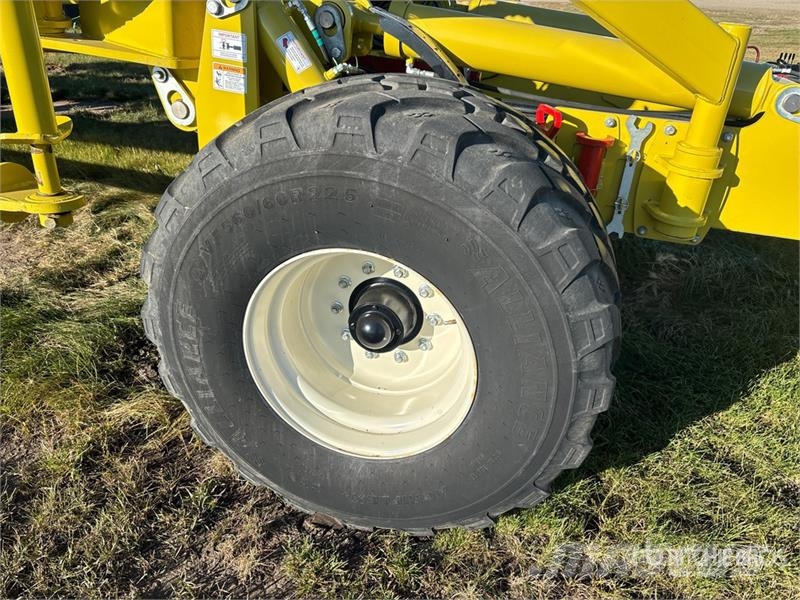 Degelman Strawmaster SMX70 70 ft Heavy Disc-on-Demand 18 in Gradas