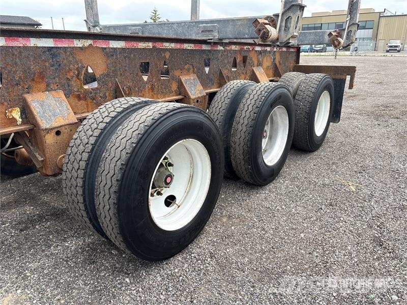 Deloupe 50 ft Quad/A Hayrack Log Trailer مقطورات أشجار