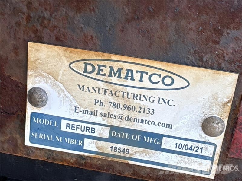 Demato 11 Truck Flatbed Body Фургони
