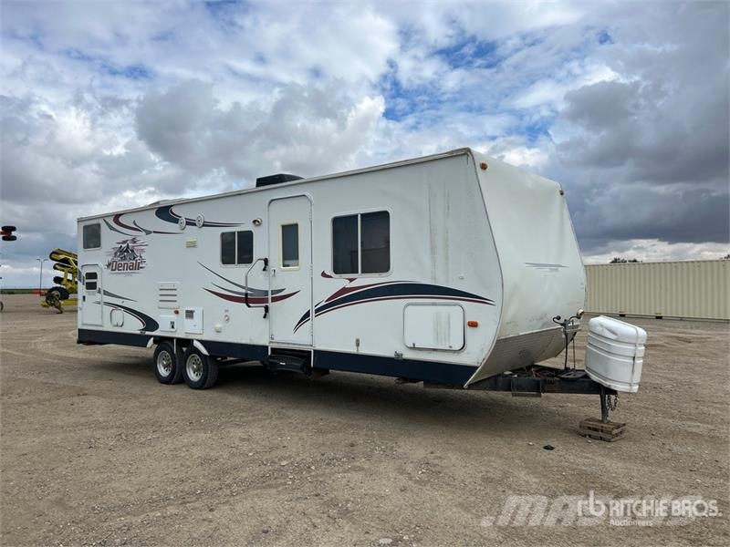Denali 29 ft T/A Travel Trailer Інші причепи