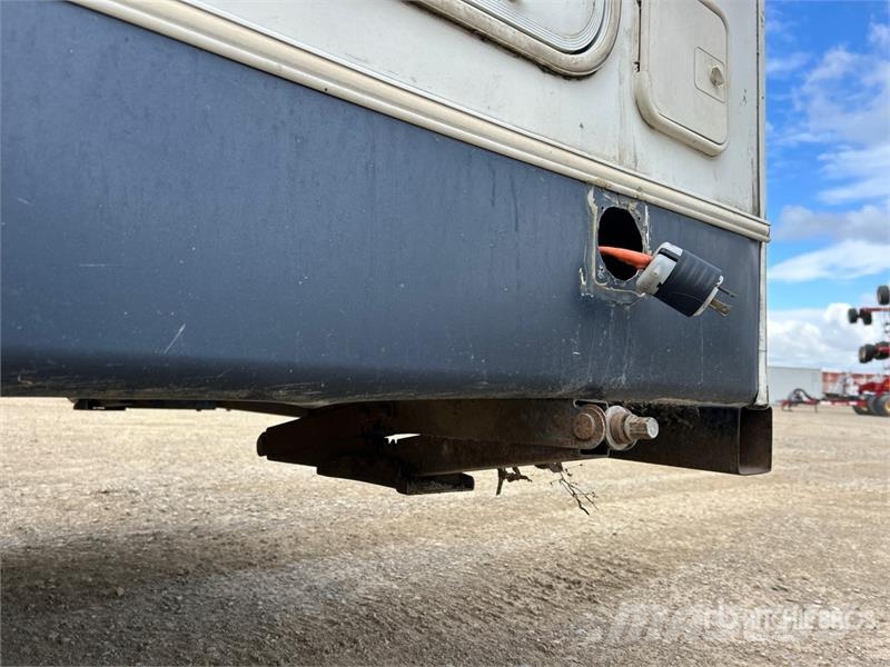 Denali 29 ft T/A Travel Trailer Інші причепи
