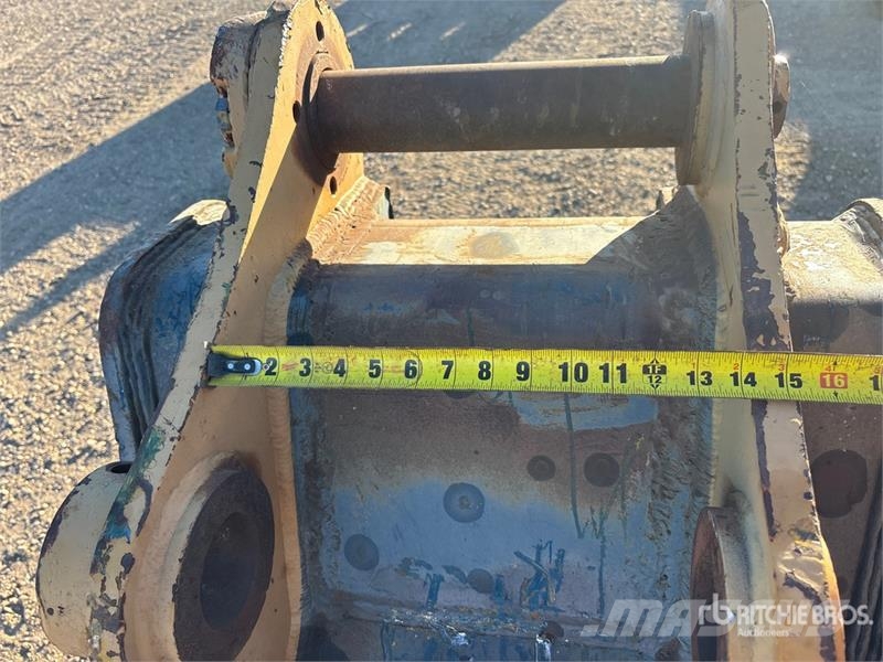 Destec 28 in Digging Excavator Bucket Cucharones