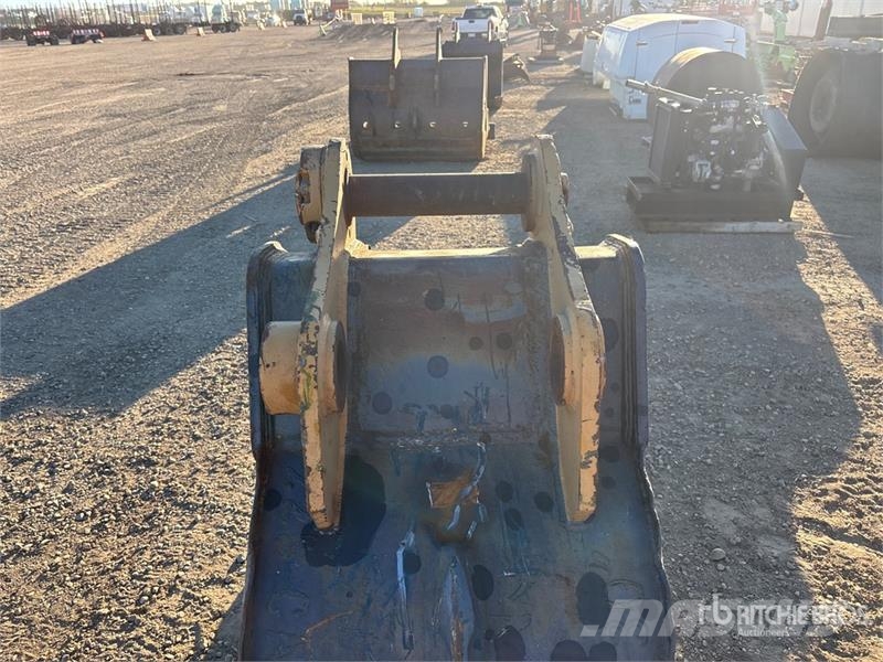 Destec 28 in Digging Excavator Bucket Cucharones