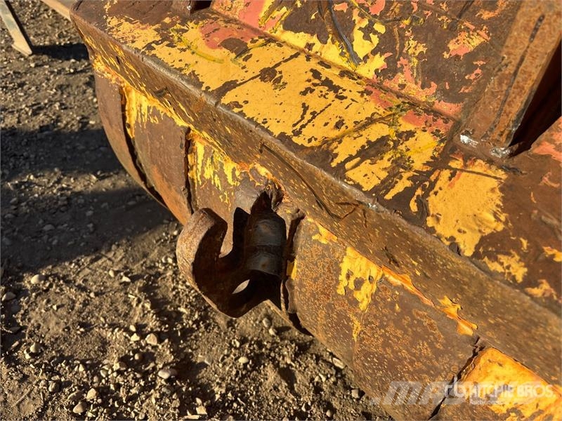 Destec 42 in Q/C Digging Excavator Bucket - Fits Komatsu  Cucharones