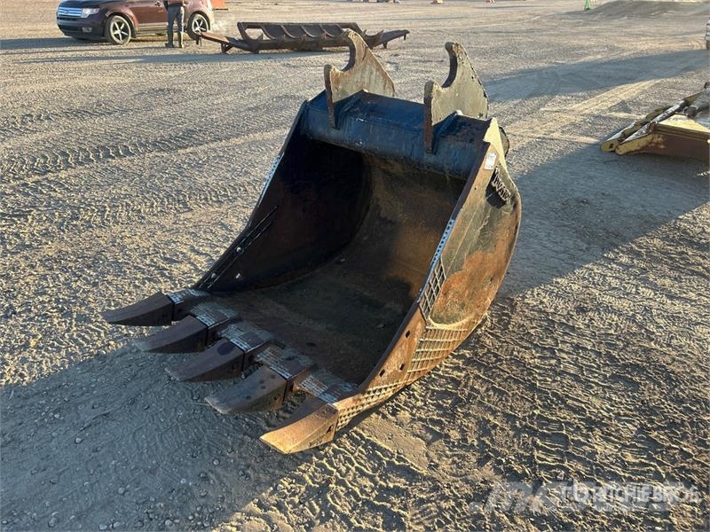Destec 47 in Q/C Digging Excavator Bucket - Fits Komatsu  Cucharones